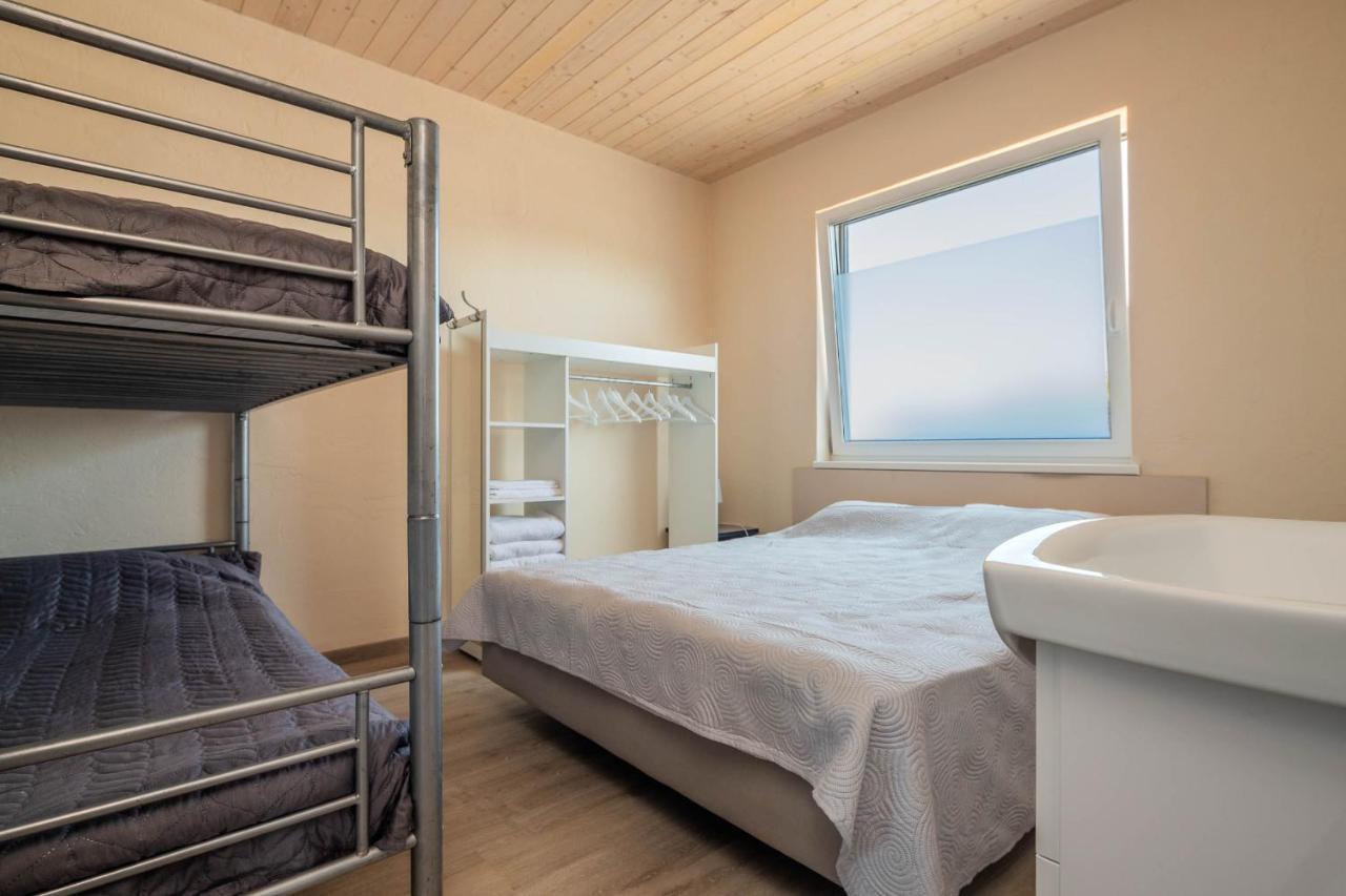Kuren Hostel Каркле Экстерьер фото